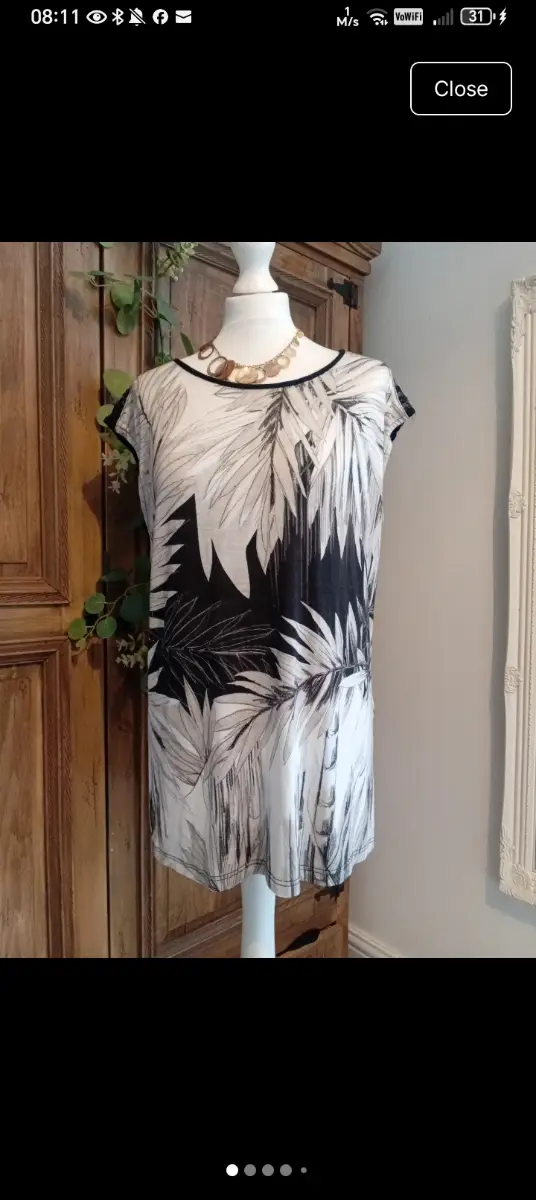 Ladies Summer Top Size 12