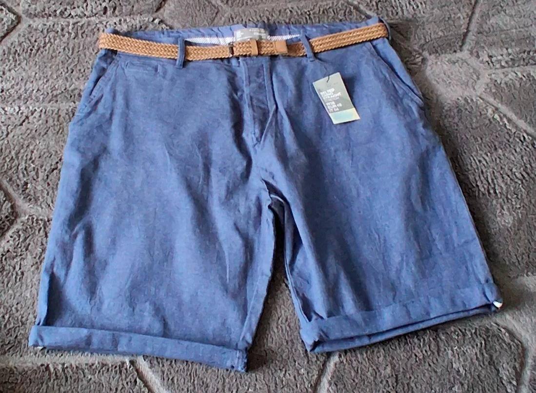 Brand new with tags 100% Navy Blue Straight Fit Chino shorts 38 Waist