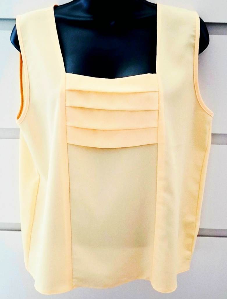 Yellow pleated front sleeveless summer top -size 16