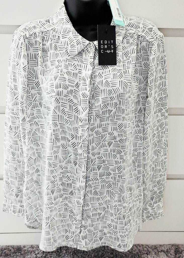 Brand new with tags Sleeve Black & White Stitch Fix Shirt - Size 10 *