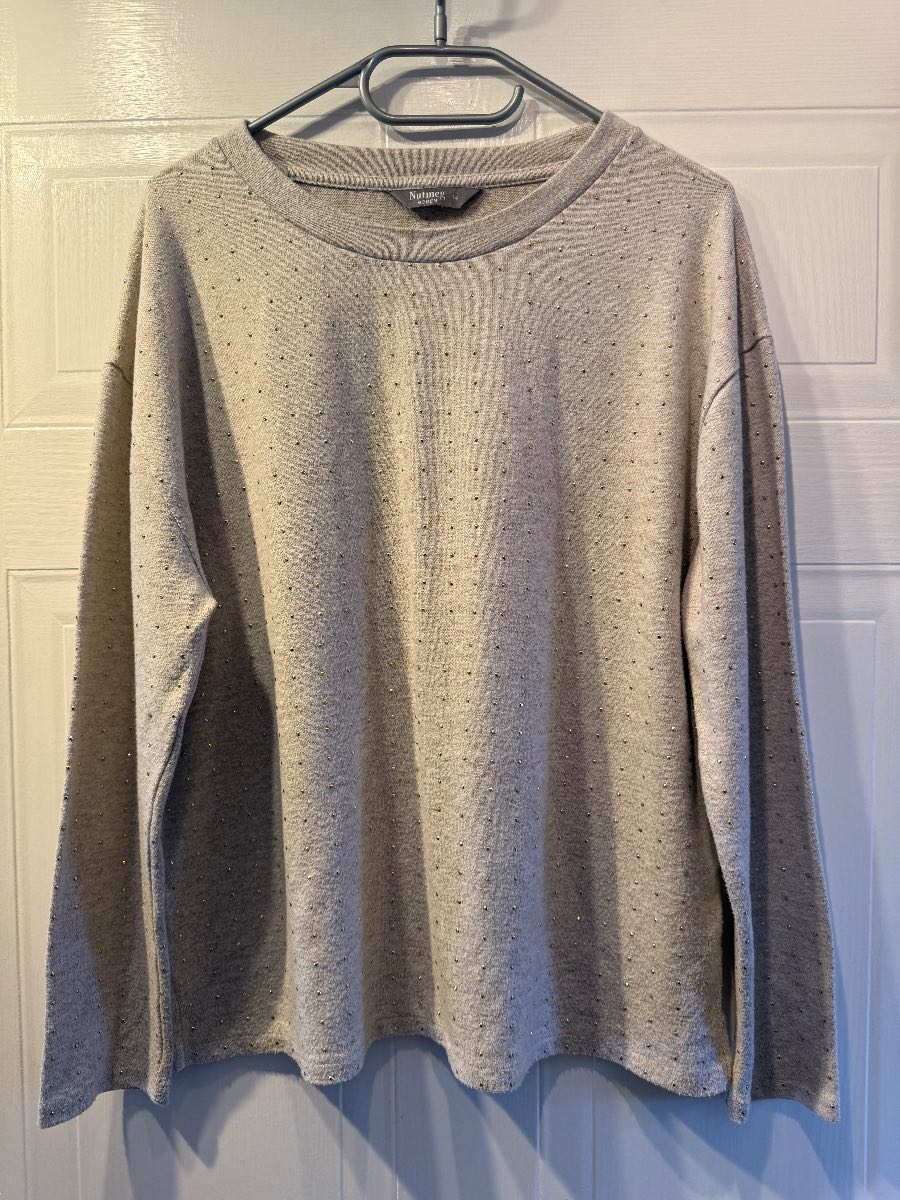 Nutmeg Women's Grey Embellished Fine Knit Jumper Size 14 Soft Stretch Sparkly
