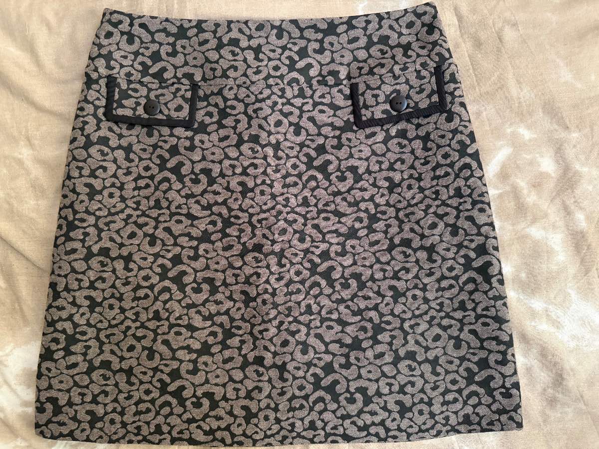 Laura Ashley Leopard Print Jacquard Skirt UK 14 Grey Black Button Detail Lined