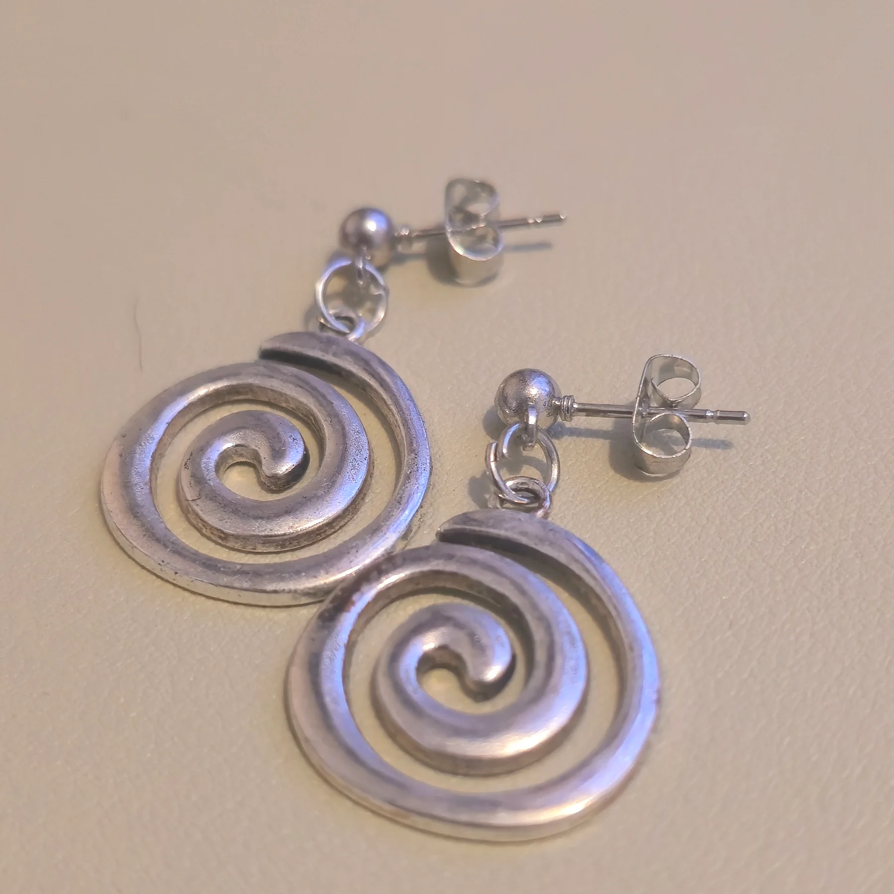 Silvery Spiral Pendant Dangle Earrings