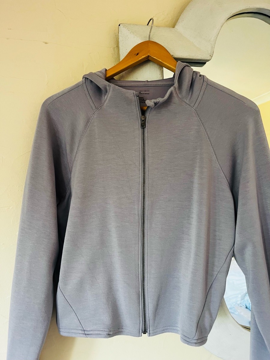 Gilly Hicks training jacket