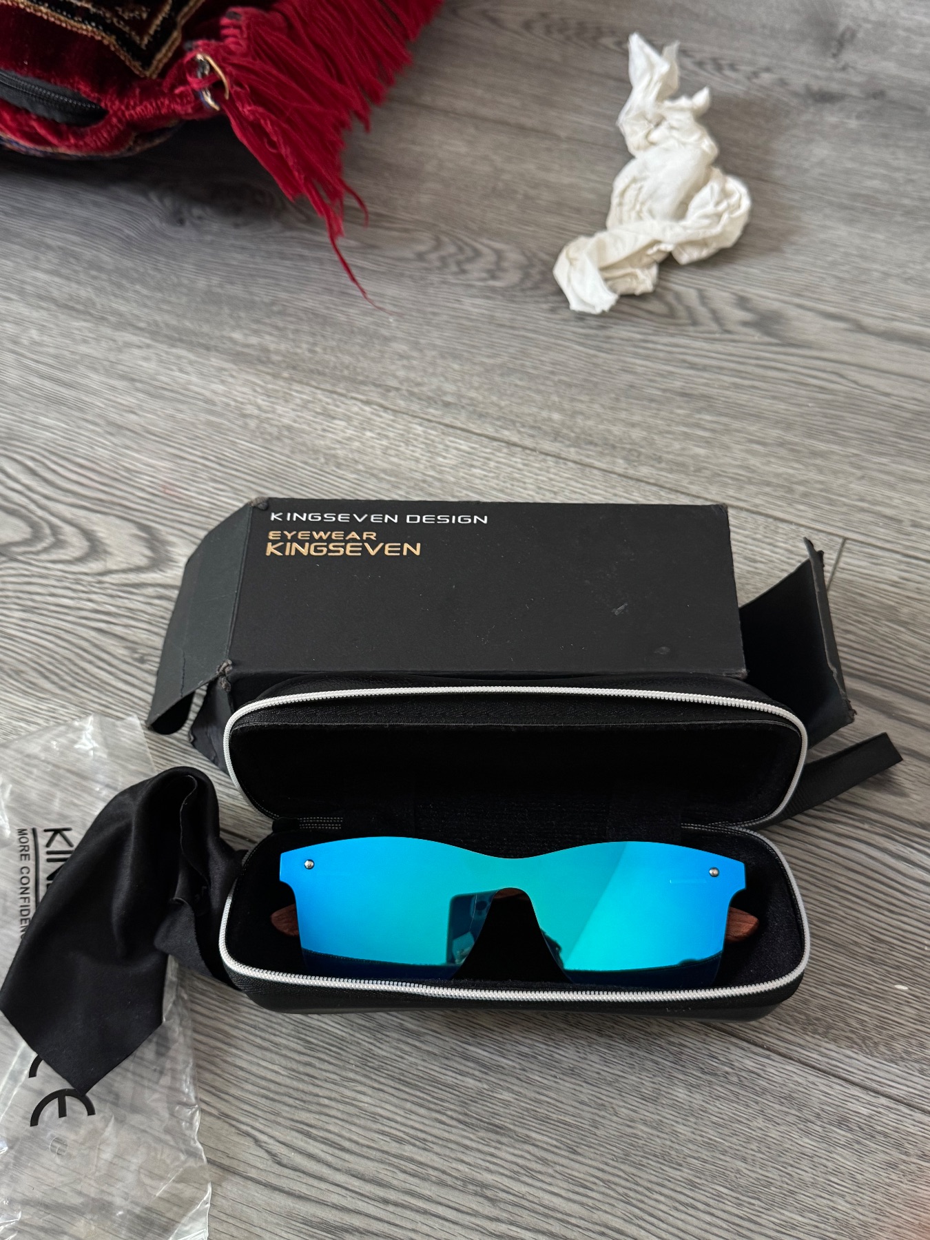 Kingseven sunglasses