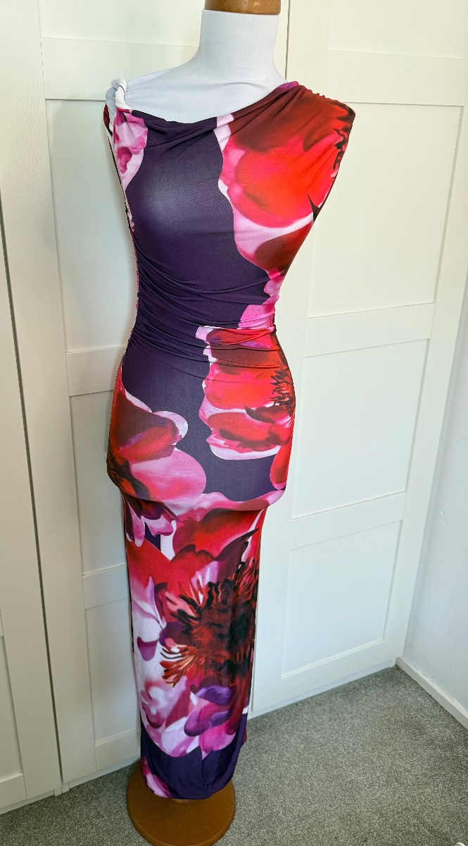 Stunning Kaiia Maxi Dress- Purple & Red Floral Print - Size 6 - NWOT Summer Holiday Party
