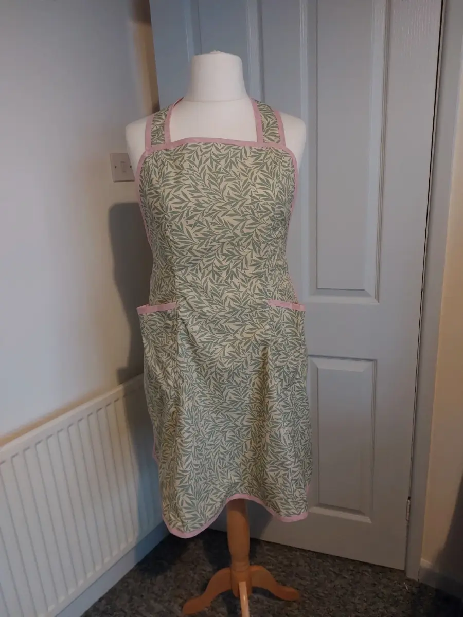 1940's retro style apron