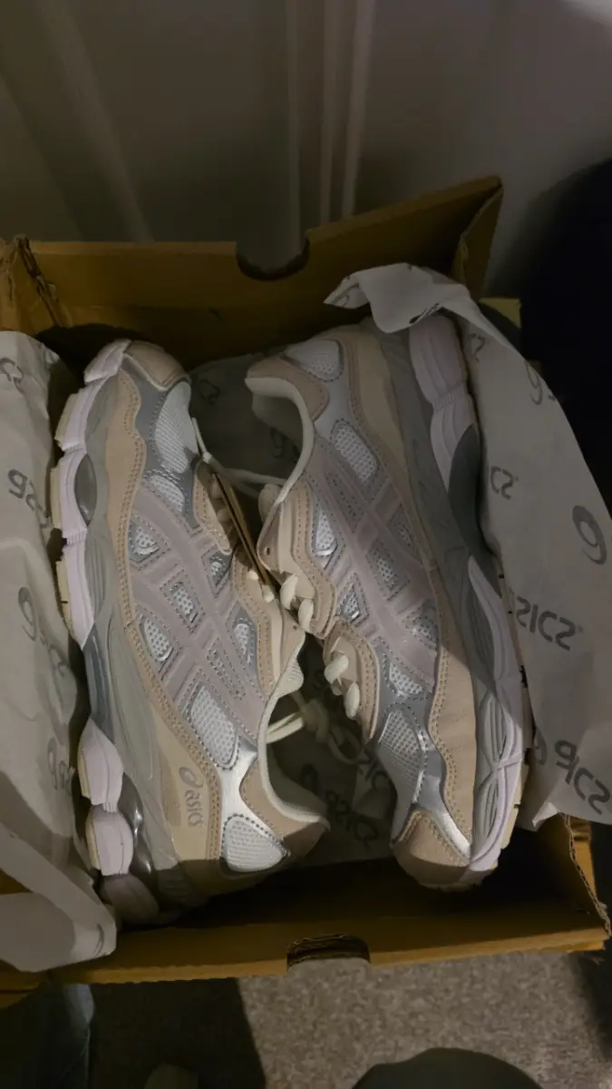 asics gel nyc
