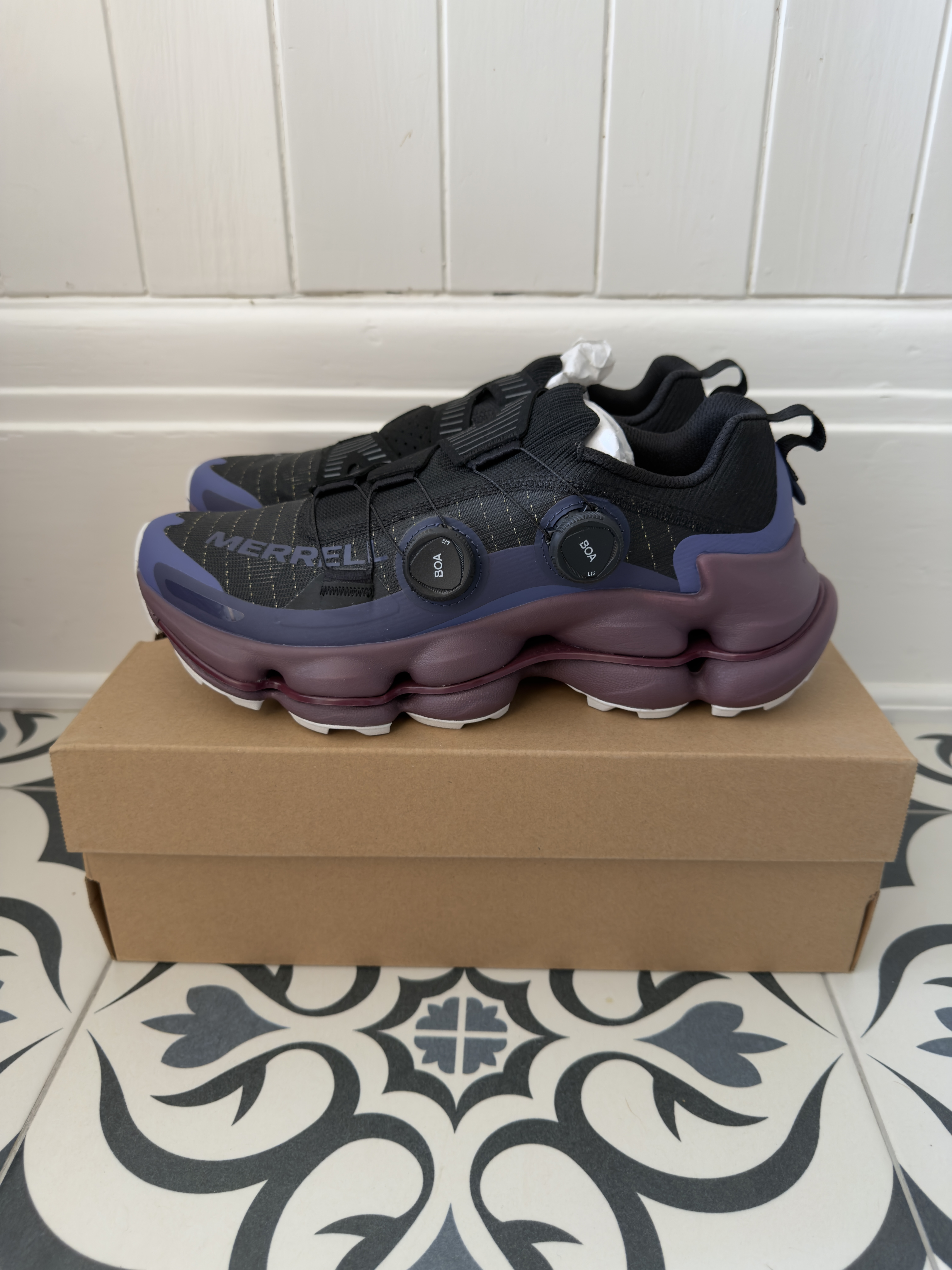 Merrell Speedarc Surge Boa Black/Oxblood UK9/ EU43.5 BNIB