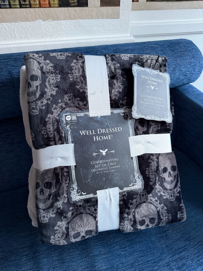 Halloween throw set of 2