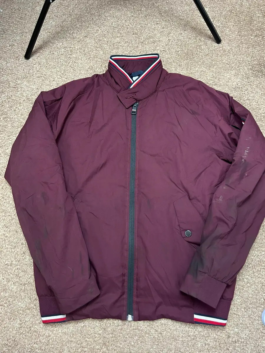 Tommy Hilfiger Bomber Jacket Mens Size Medium Burgundy LIghtweight Zip Up Coat