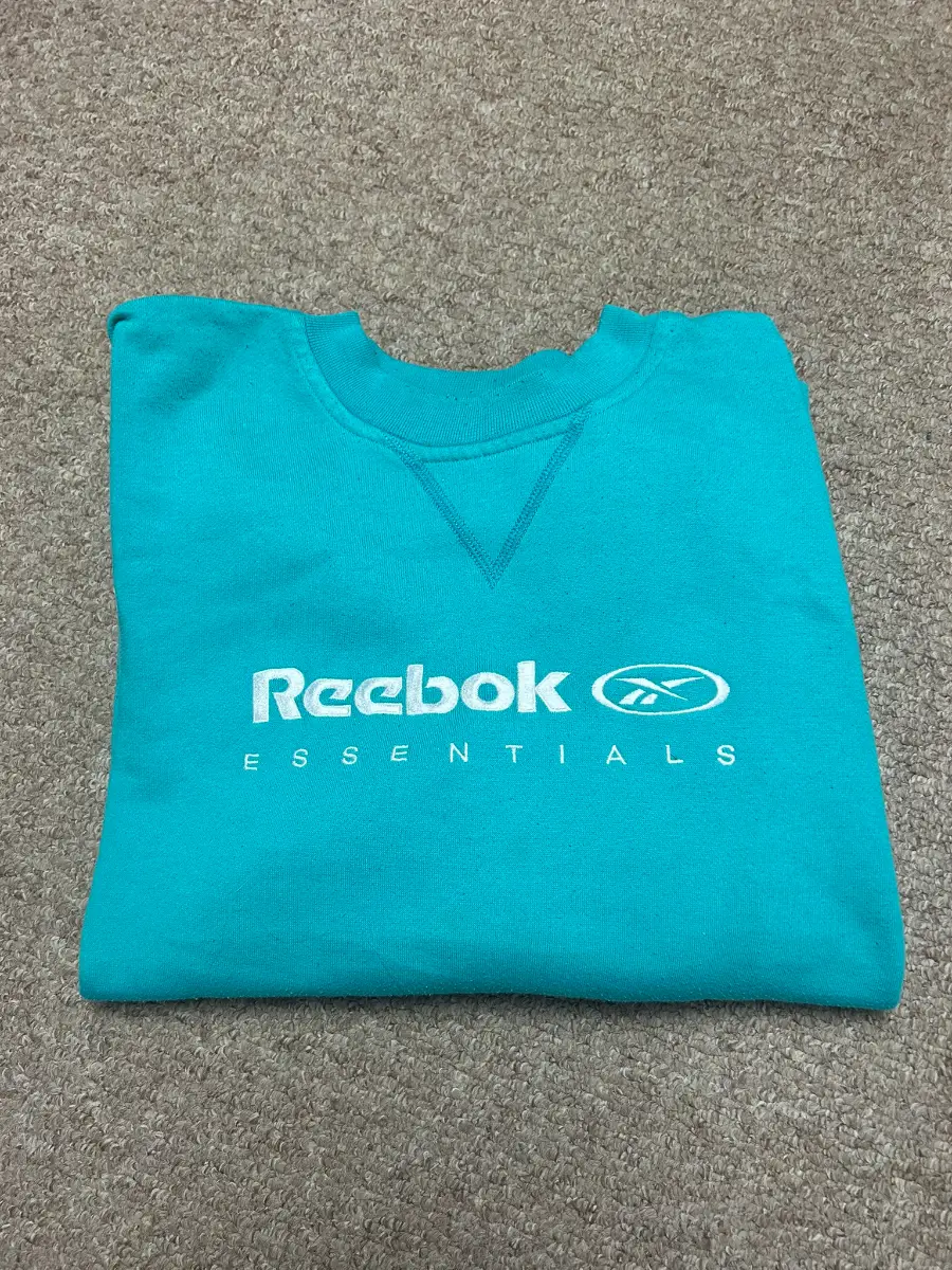 Reebok Y2K Sweatshirt Womens Size UK 14 Light Blue Spellout Logo Pullover Jumper