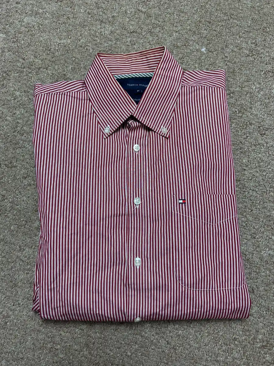 Tommy Hilfiger Striped Shirt Mens Size Medium Red White Pinstripe Smart Casual