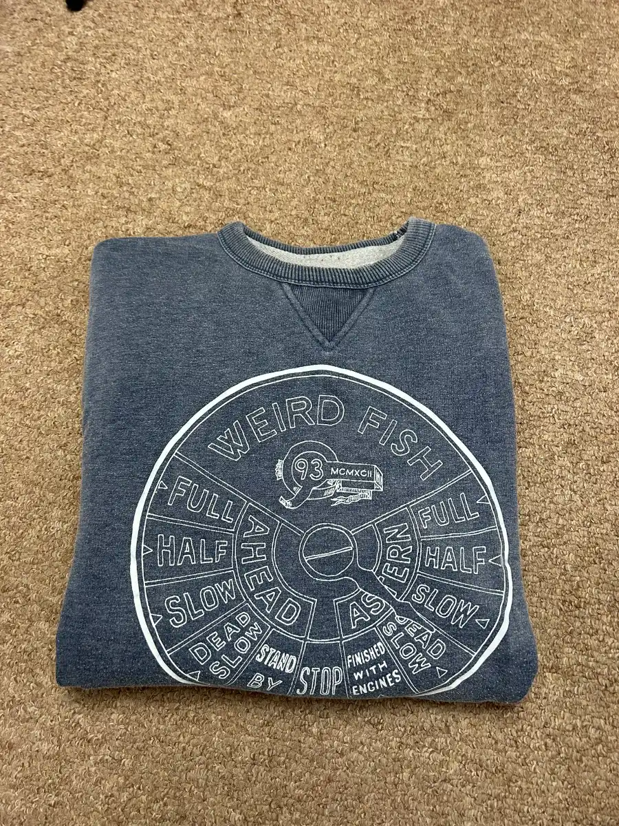 Weird Fish Mens Sweatshirt Medium Grey Big Graphic Print Logo Pullver Jumper