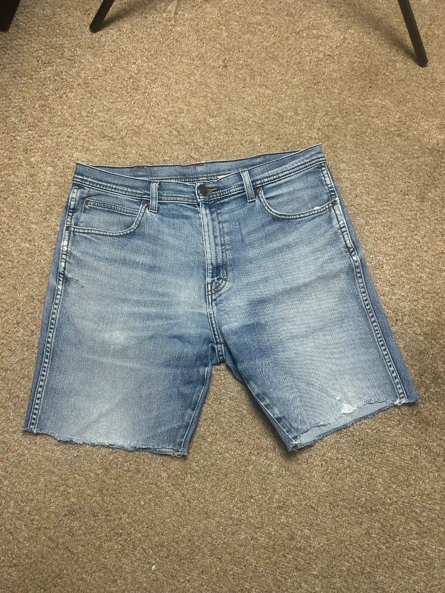 Wrangler Jorts Mens Size 34 Light Blue Wash Denim Jean Shorts Cut Offs W34