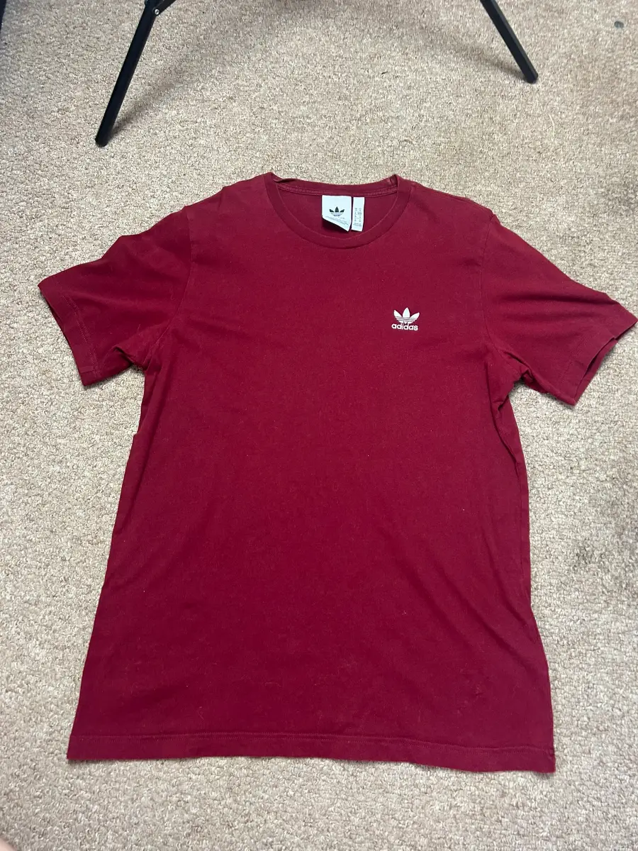 Adidas Originals Trefoil Essentials T-Shirt Mens Size Medium Burgundy Logo Tee