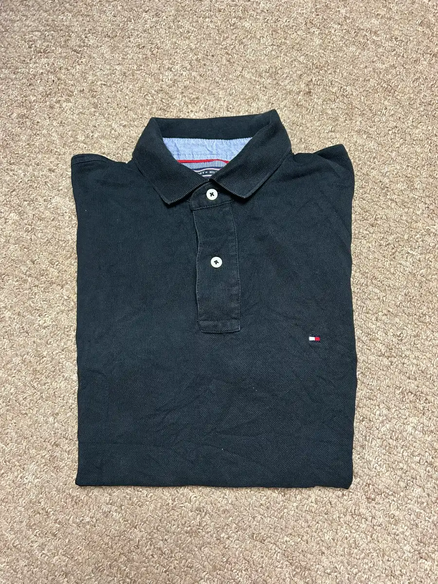 Tommy Hilfiger Short Sleeve Polo Shirt Mens Size Medium Black Causal Button Up