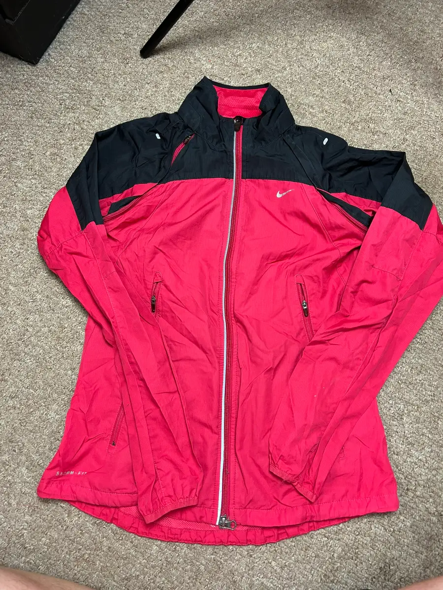 Nike Womens Storm Fit Lightweight Running Jacket Size Small Black Pink Zip Up