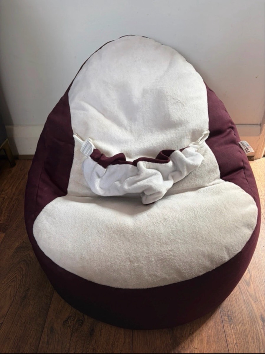R U Comfy baby beanbag