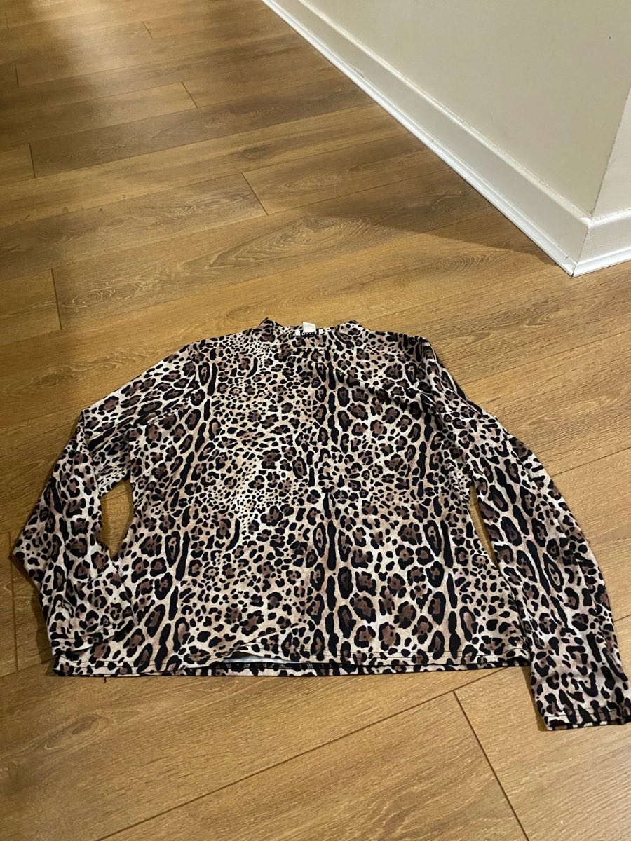 Oasis leopard cheetah print long sleeve top L
