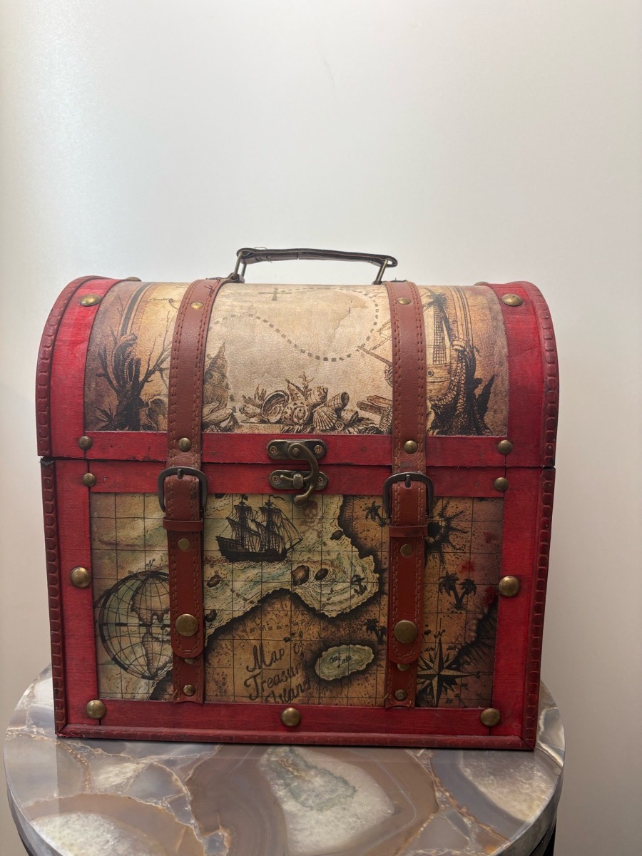 Vintage style pirate treasure chest storage box keepsake wooden trunk