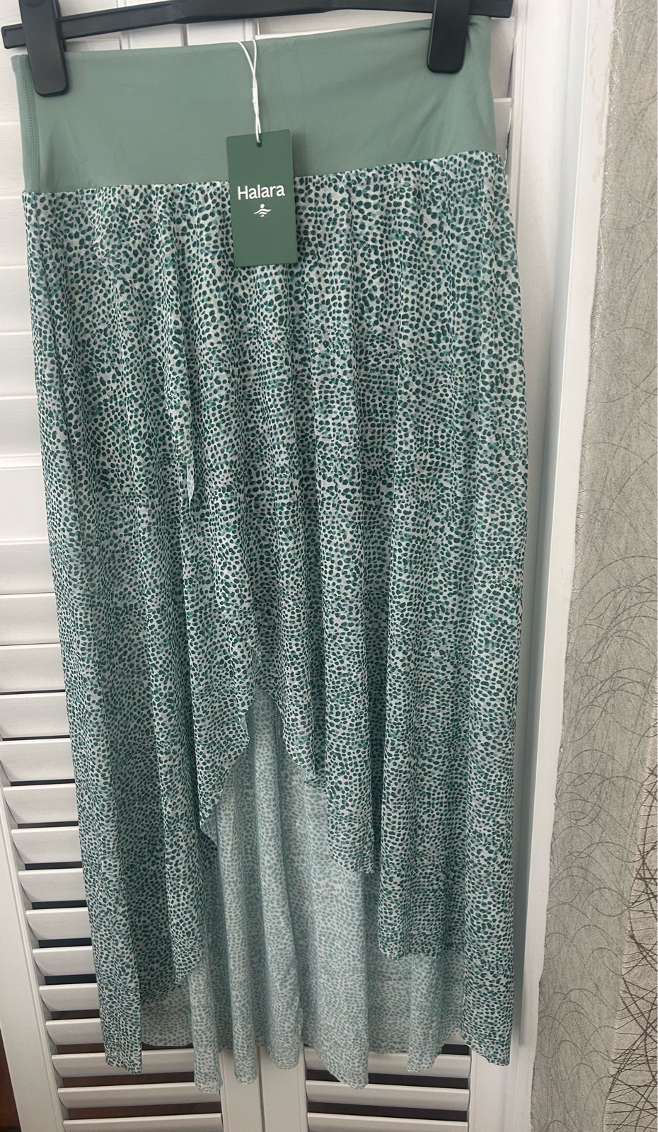 Halara Lightweight Spotted Skirt with concealed Shorts