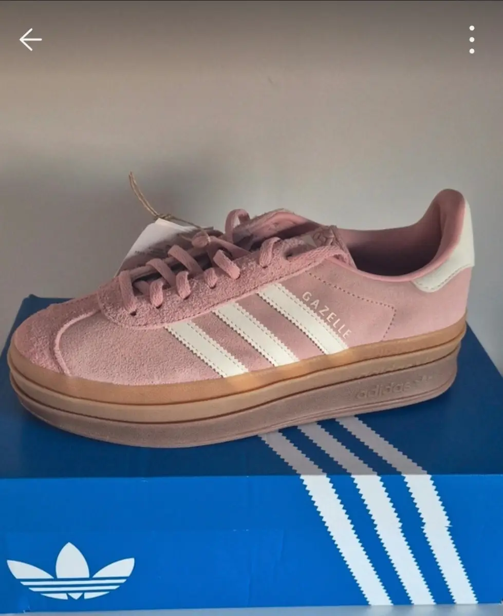 womens Adidas trainers
