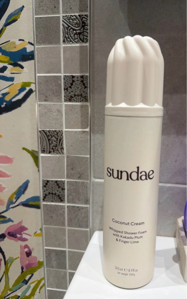 Sundae shower gel