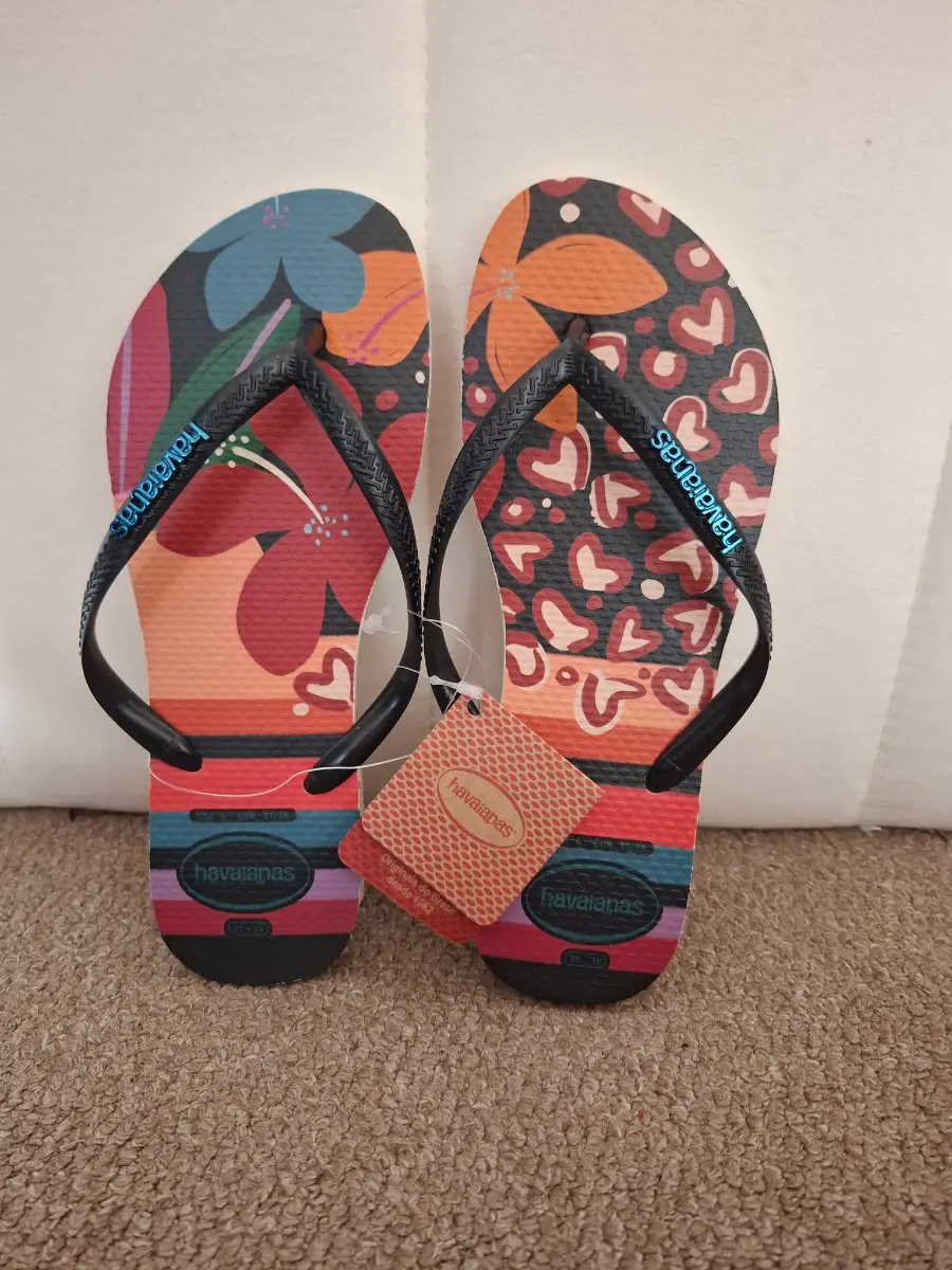 Havaianas Flip Flops Size 3/4 UK