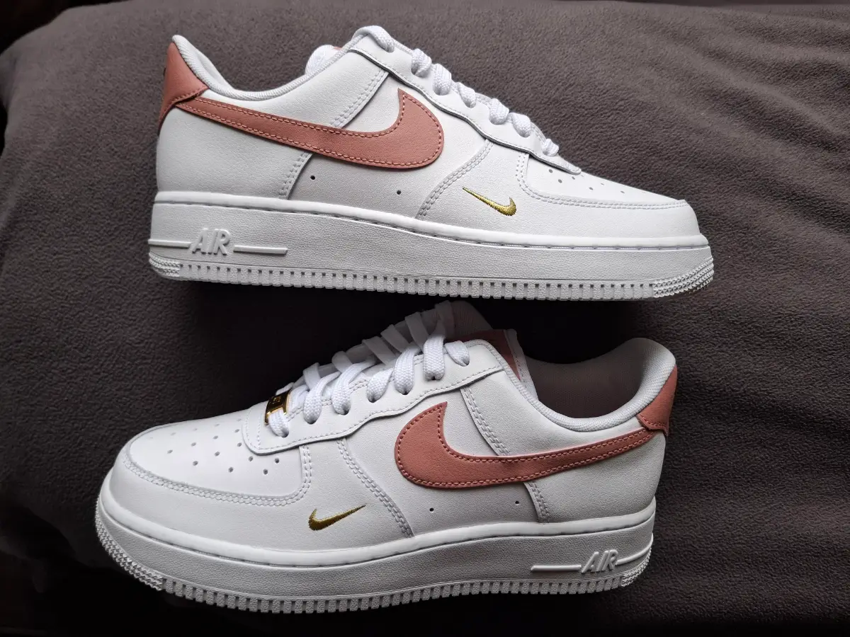 Nike Air Force 1 White/Rust Pink Size 5.5 UK