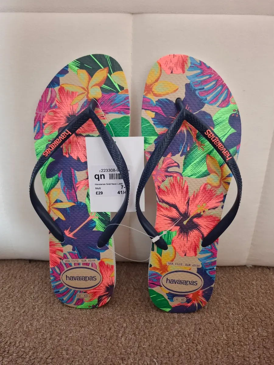 Havaianas Floral Flip Flops Size 7/8 UK