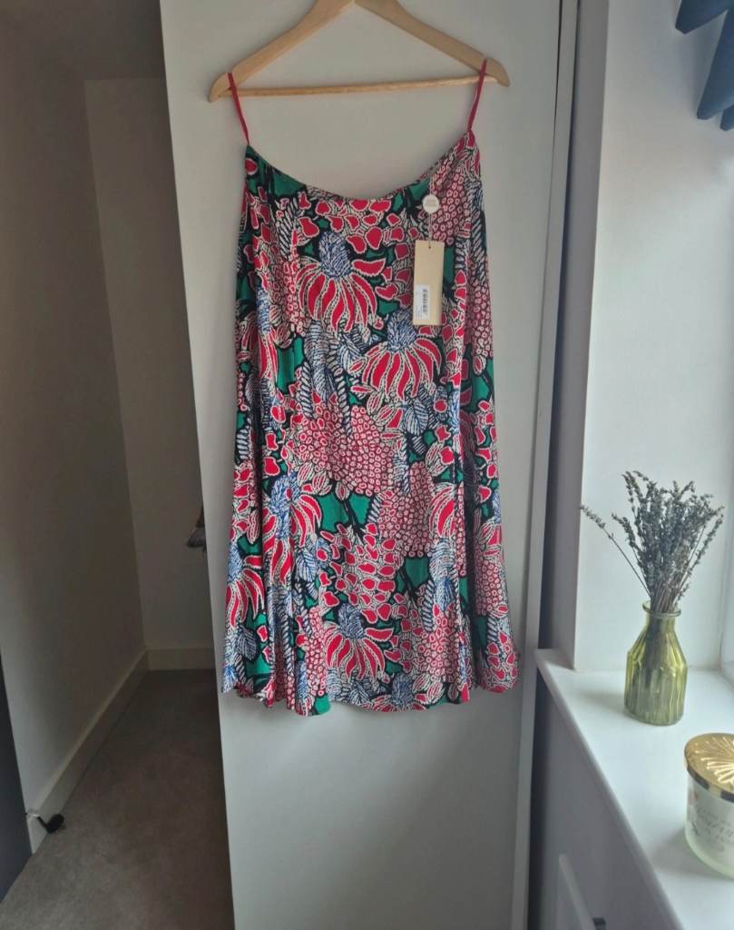 Finery London Floral midi skirt size UK 12 BNWT