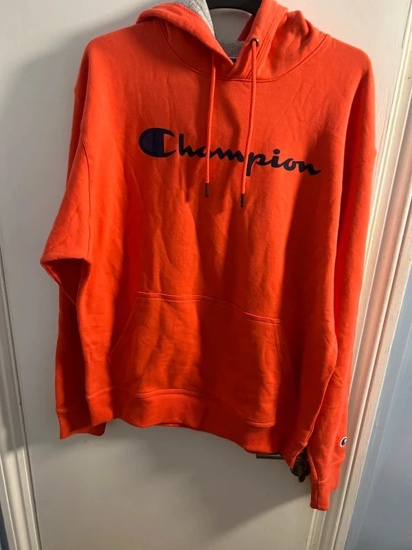 Champion Hoodie men’s medium size hoodie