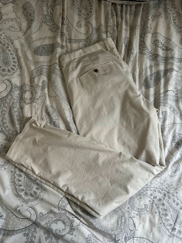 Gant chinos uk size W42 L34 for men in good condition beige colour