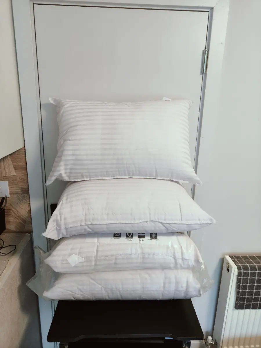 Hotel quality pillows| pack of 4