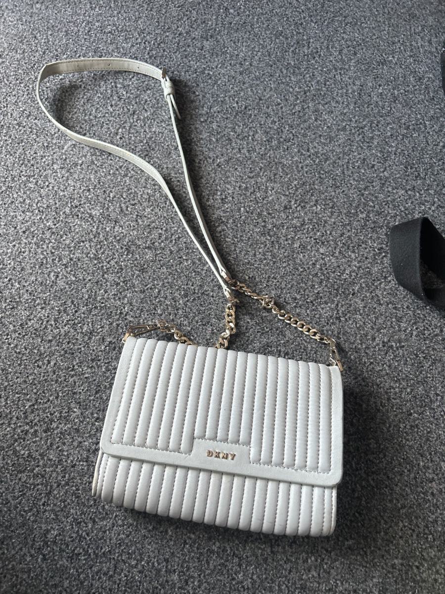 DKNY ladies Crossbody bag