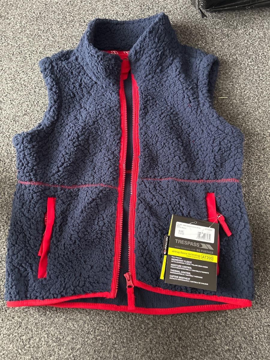 Trespass body warmer
