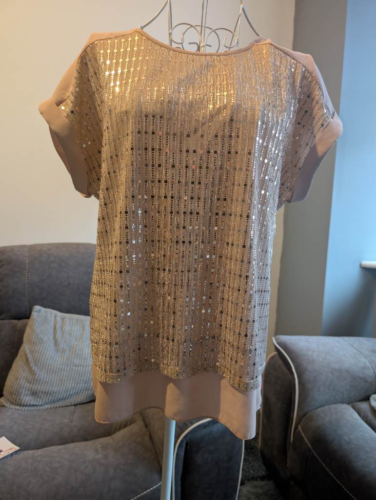 Oasis rose shimmer blouse size M