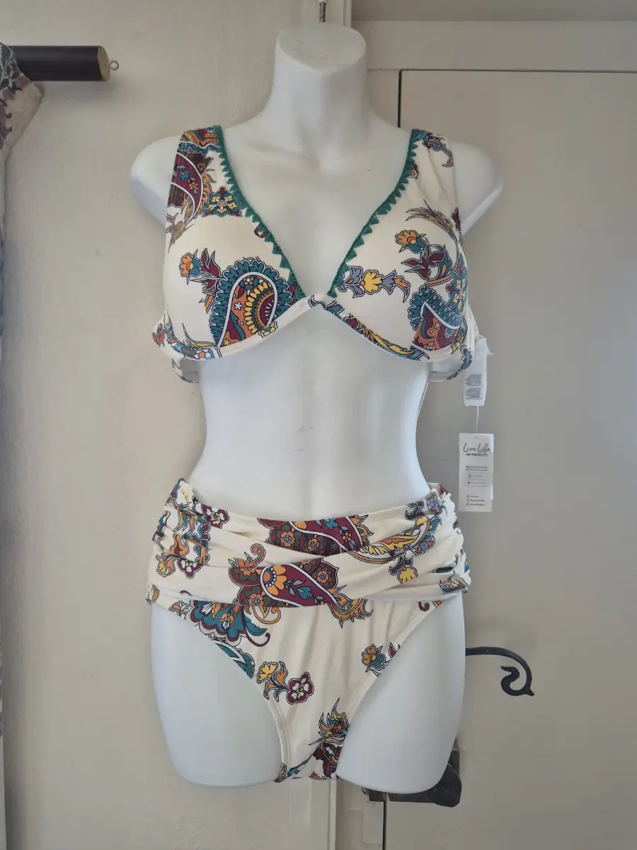 BNWT Cupshe paisley 2 piece bikini size large top & pants size medium UK 12-16