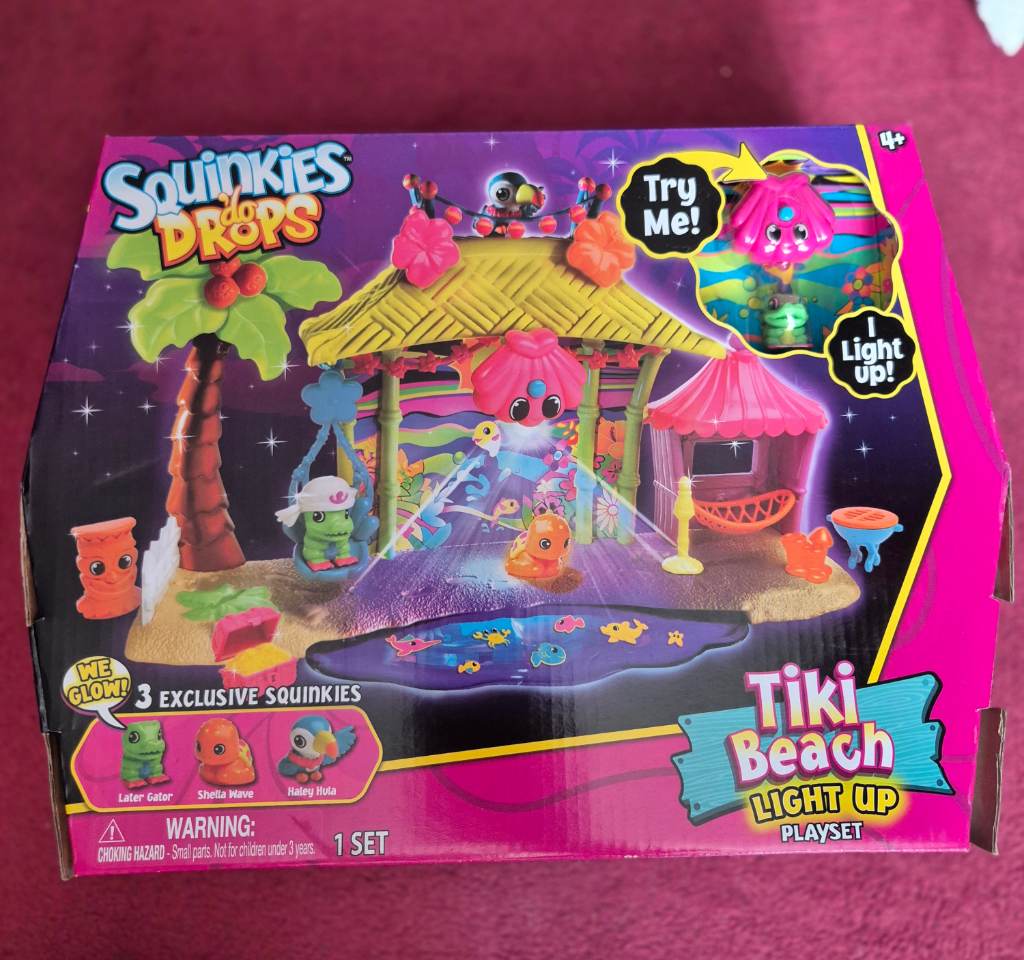 Brand new Squinkies do Drops Tikki Beach light up playset 3 figures