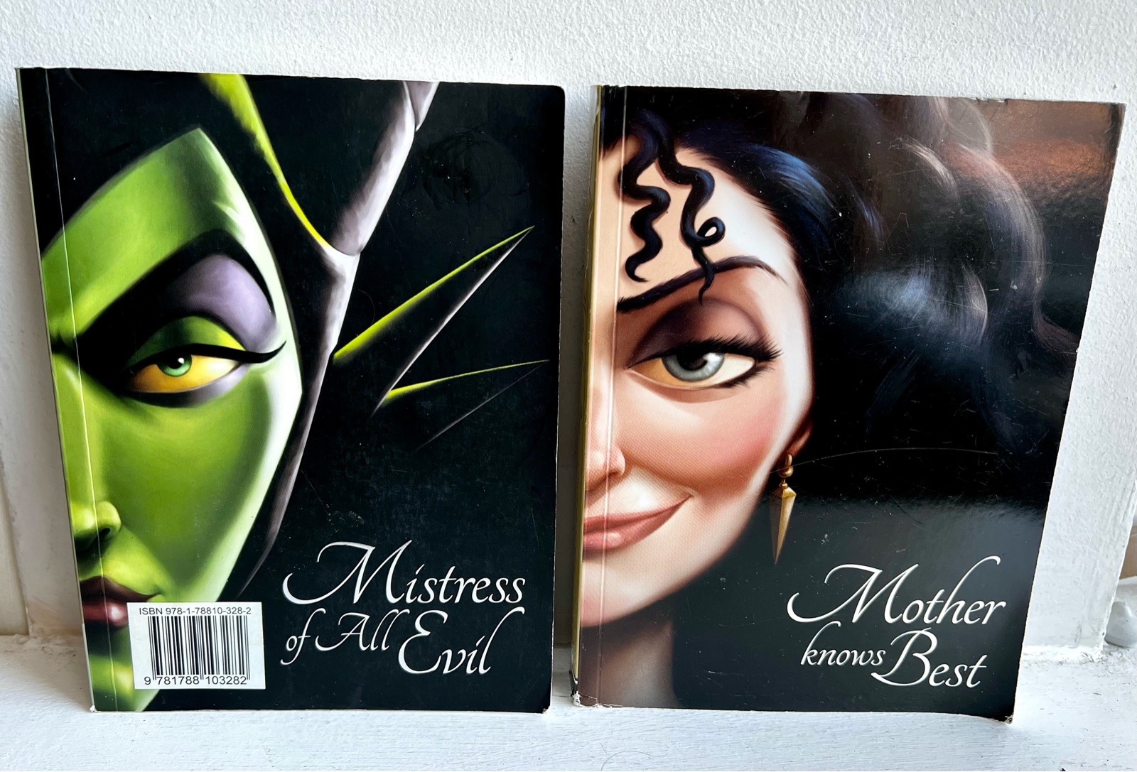Serena Valentino Disney Villains Books x2 – Mistress of All Evil & Mother Knows Best