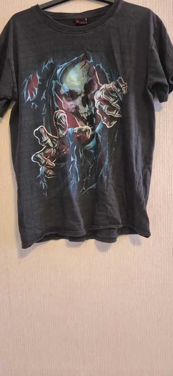 Roman licism skull shirt size XXL for men