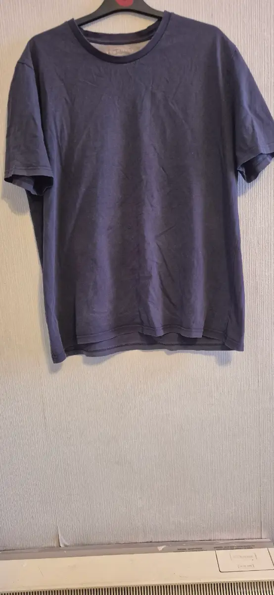 Charles tyrwhitt blue crew neck shirt size L
