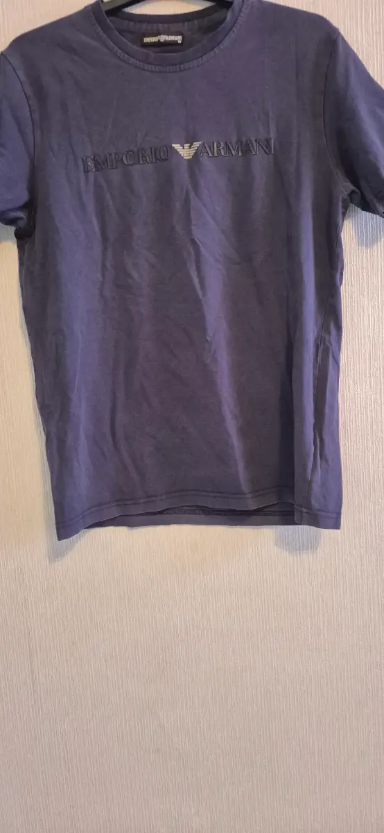 Emporio armani navy crew neck t shirt size M