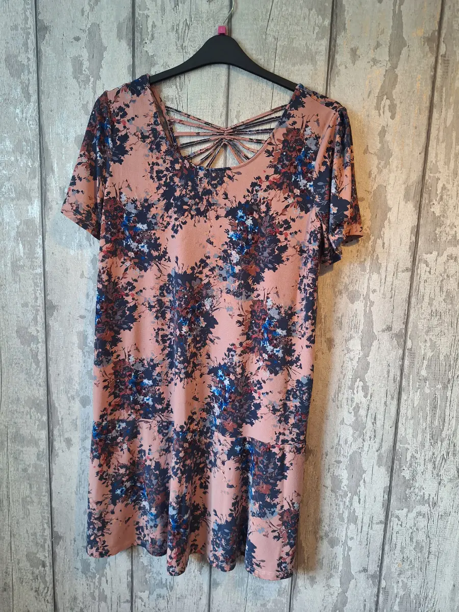 Next summer dress size 18