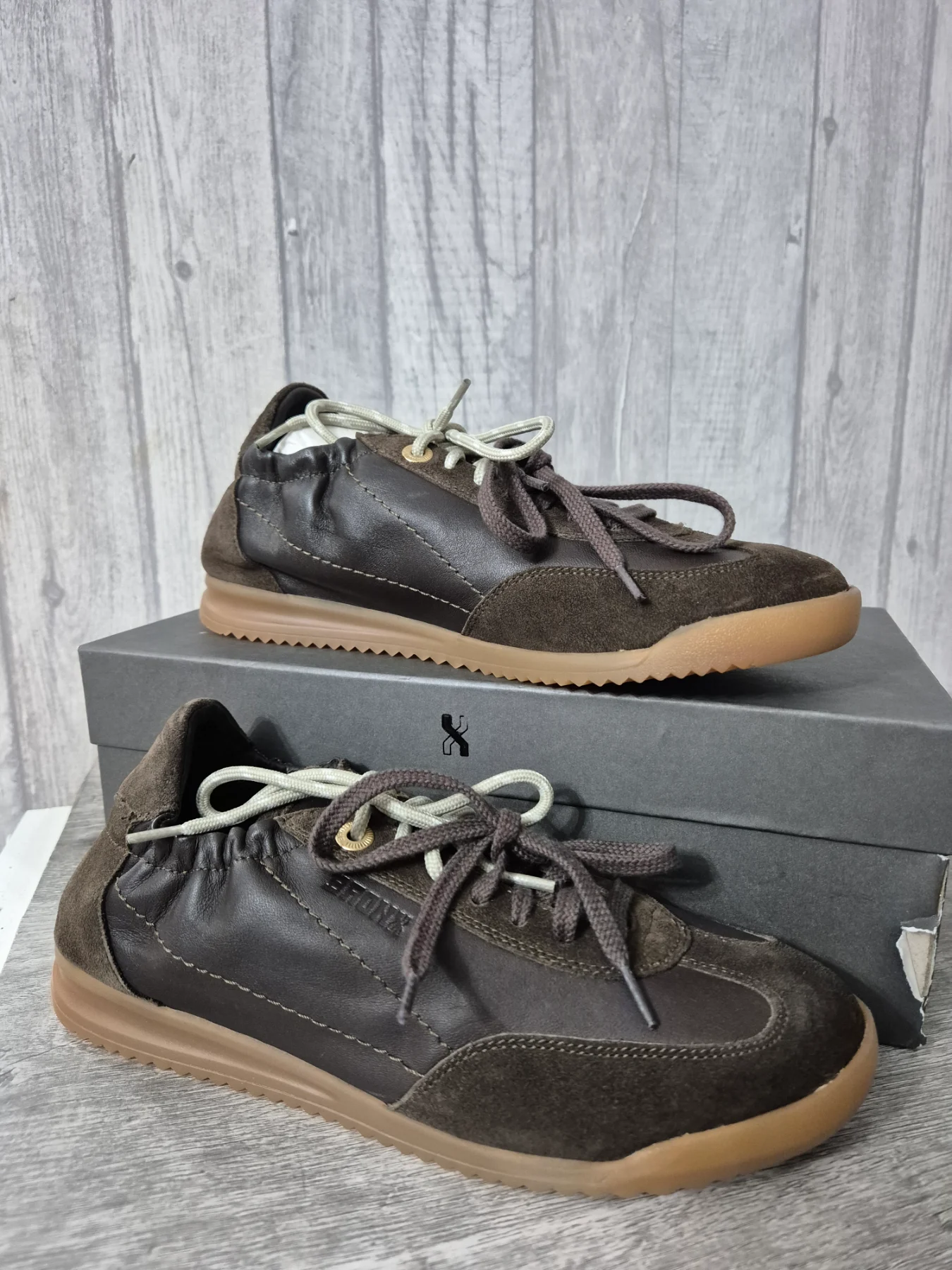 Bronx suede leather trainers size 8