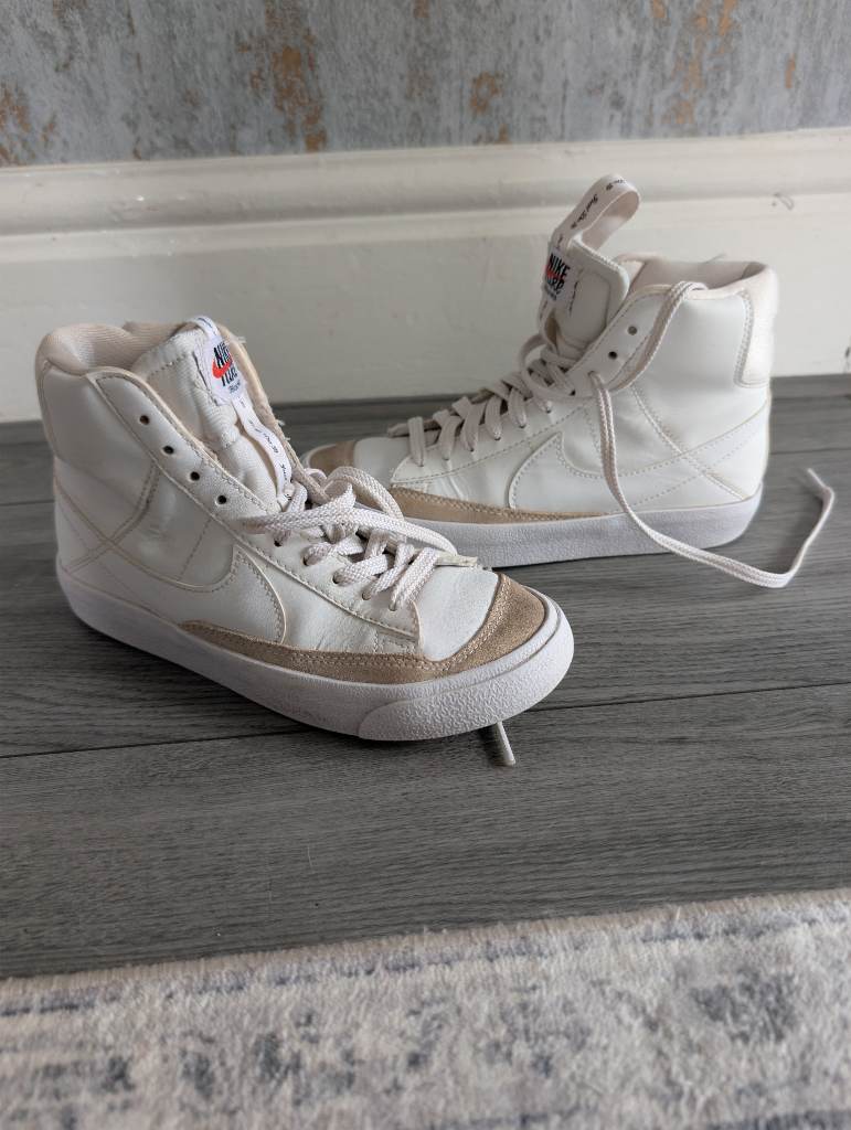 Nike high tops size 3uk