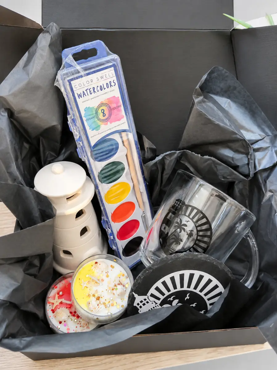 Creative Lighthouse gift box
