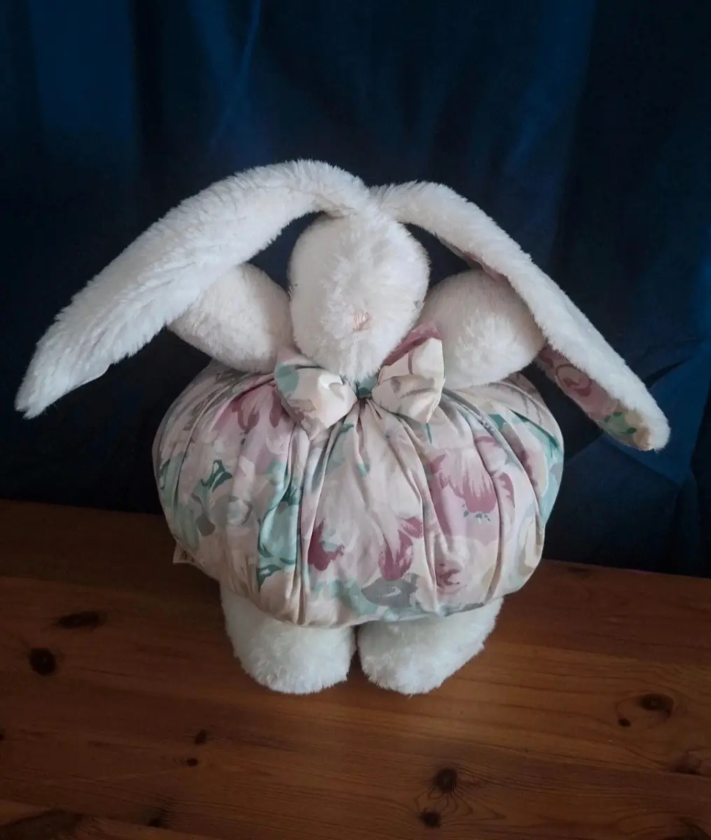 Vintage ST Michael Marks & Spencer 9" Country House Bunny Rabbit Collectable