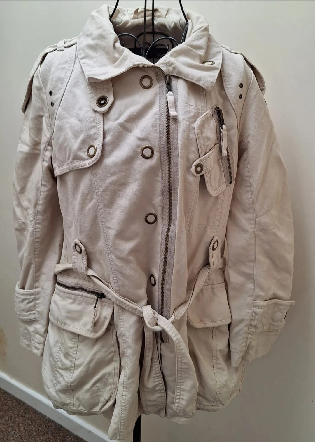 Women's Ladies NEXT Cream Trench Coat In Size 10 Excellent Condition with Belt